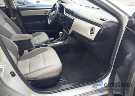 2019 Toyota Corolla Le z USA, uszkodzony, nr VIN 2T1BURHEXKC176080